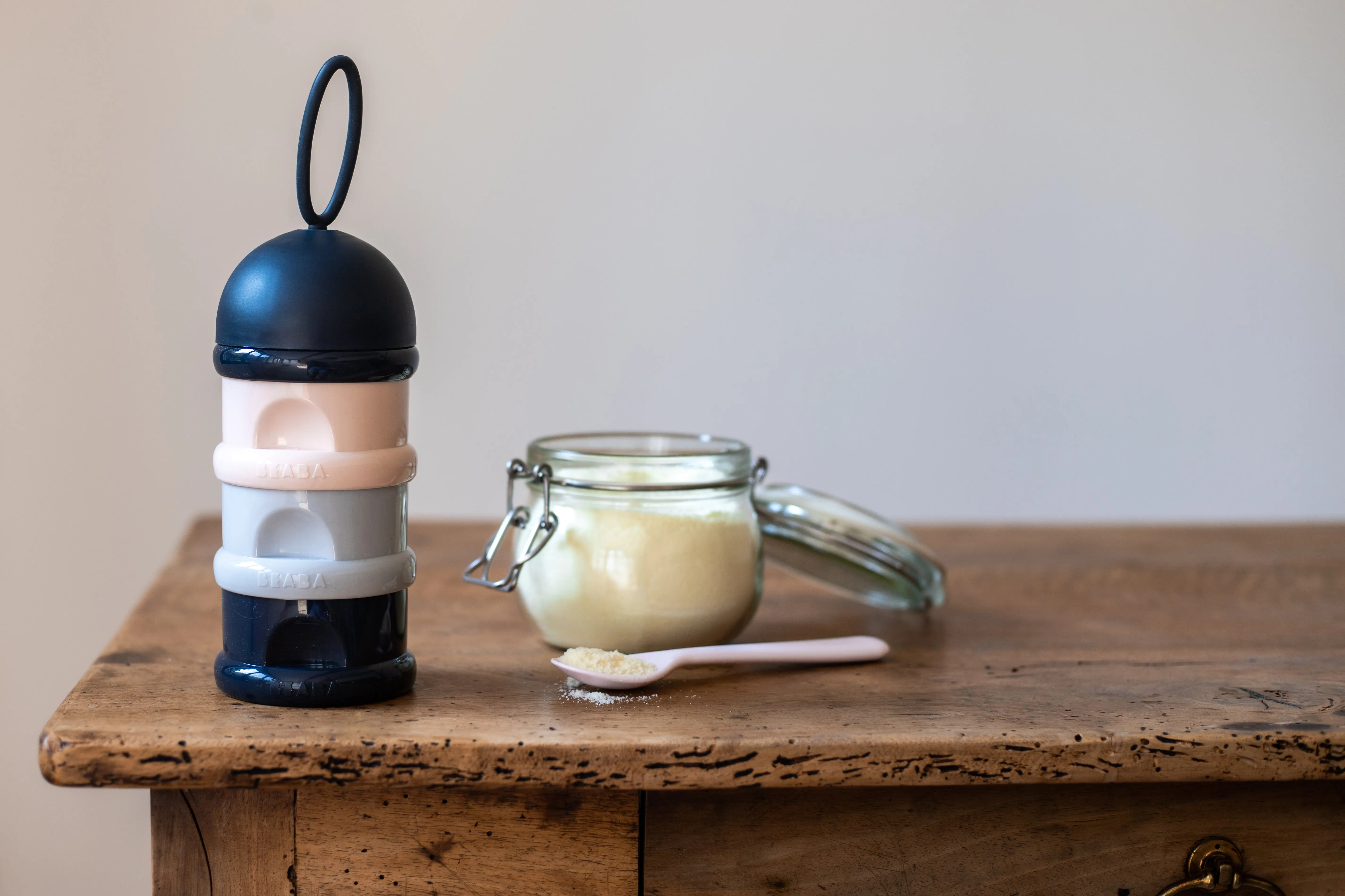 Beaba Formula & Snacks Container -Dark Blue