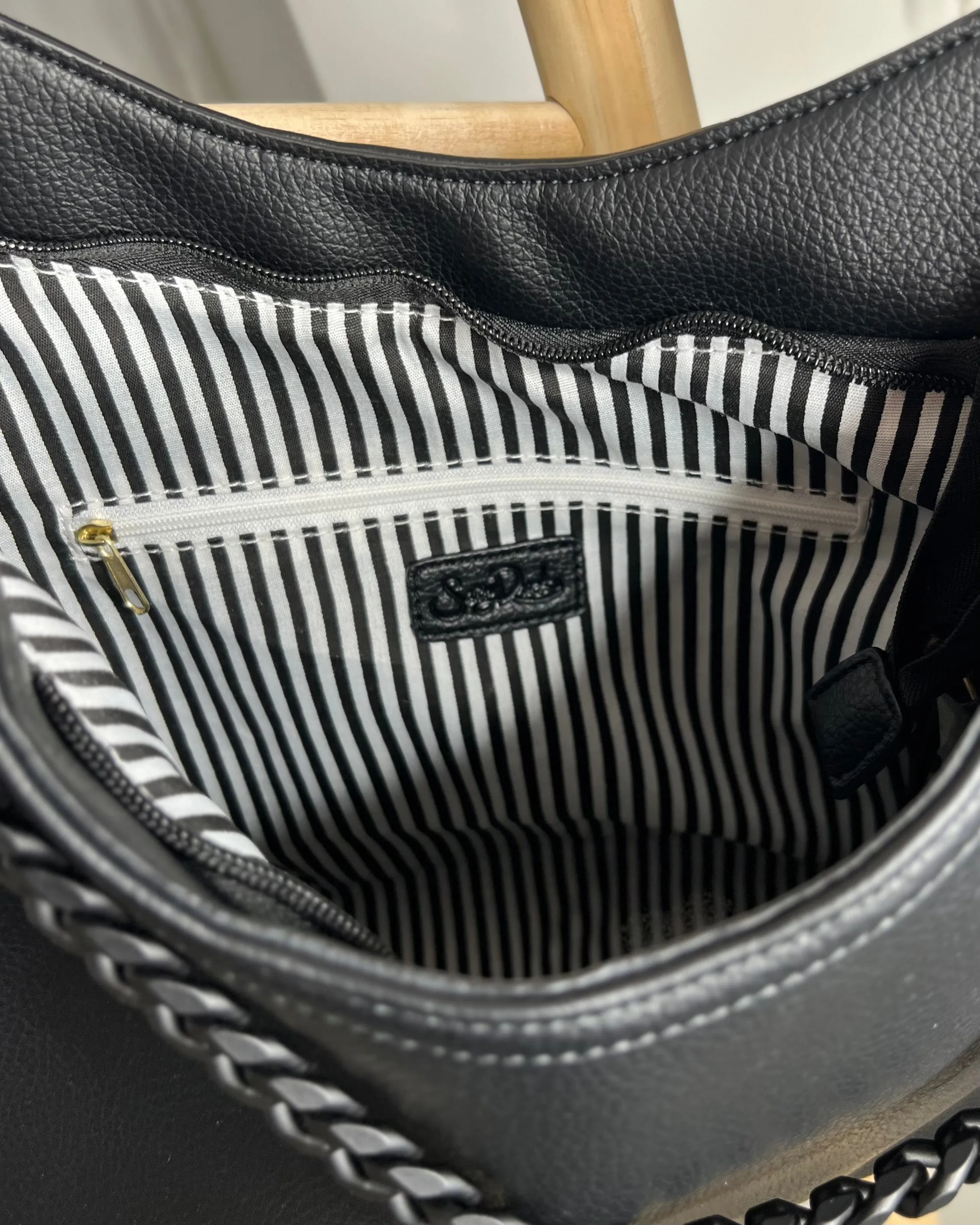 Britany Shoulder Bag - Black