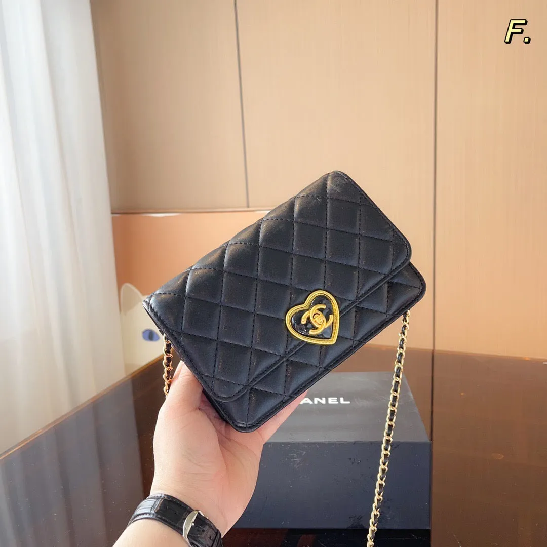 CC717 Wallet on the Chain / 7.5x1.6x4.7inch