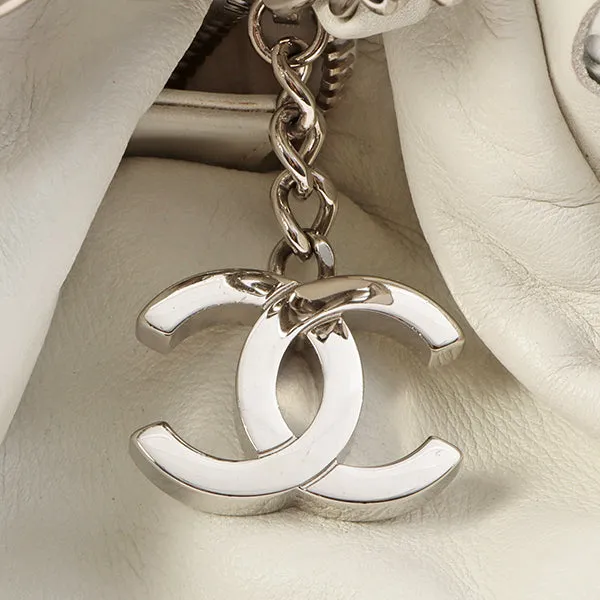 Chanel Around 2007 Made Dotted Cutout Design Cc Mark Charm Chain Shoulder Bag White/Silver