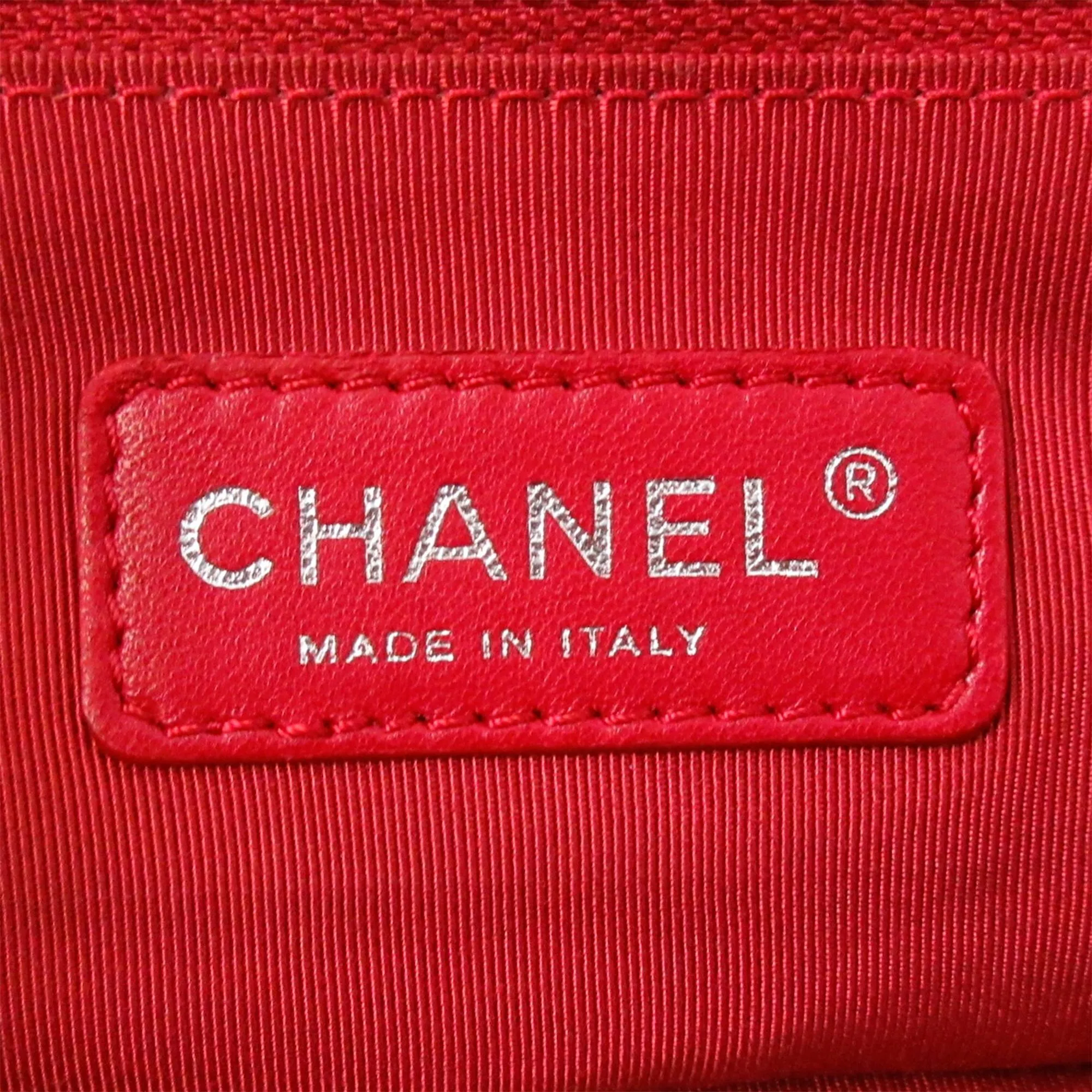 Chanel Classic Bubble Lambskin Leather Shoulder Bag (SHG-34992)