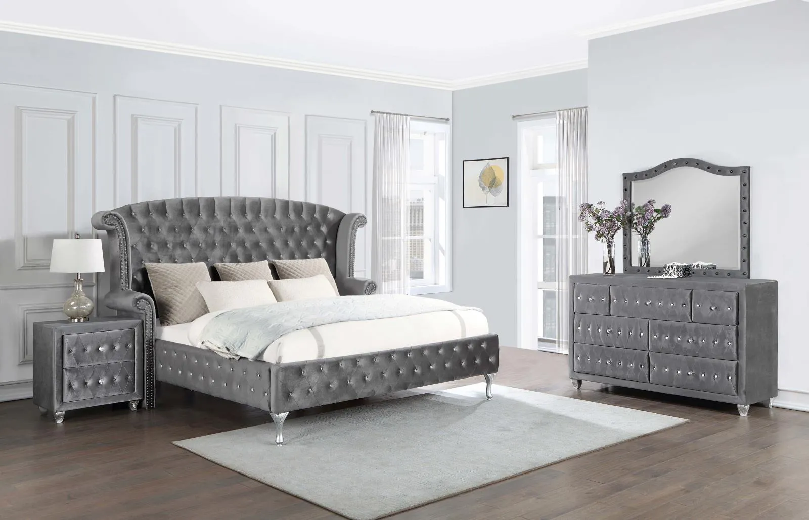 Deanna Bedroom Traditional Metallic Queen Four Piece Set