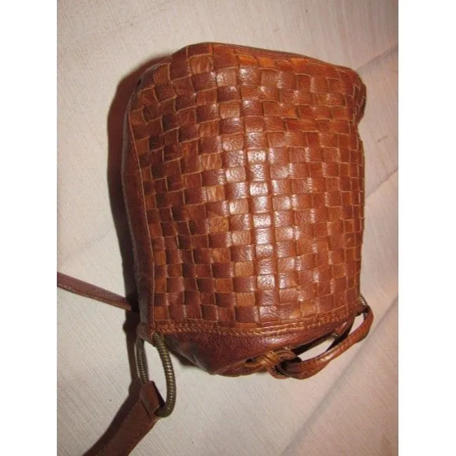 Fendi Bucket Intrecciatowoven Style Chestnut Intrecciato Leather Woven And Smooth Satchel