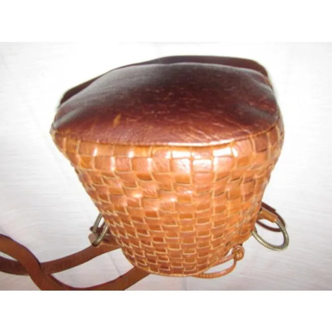 Fendi Bucket Intrecciatowoven Style Chestnut Intrecciato Leather Woven And Smooth Satchel