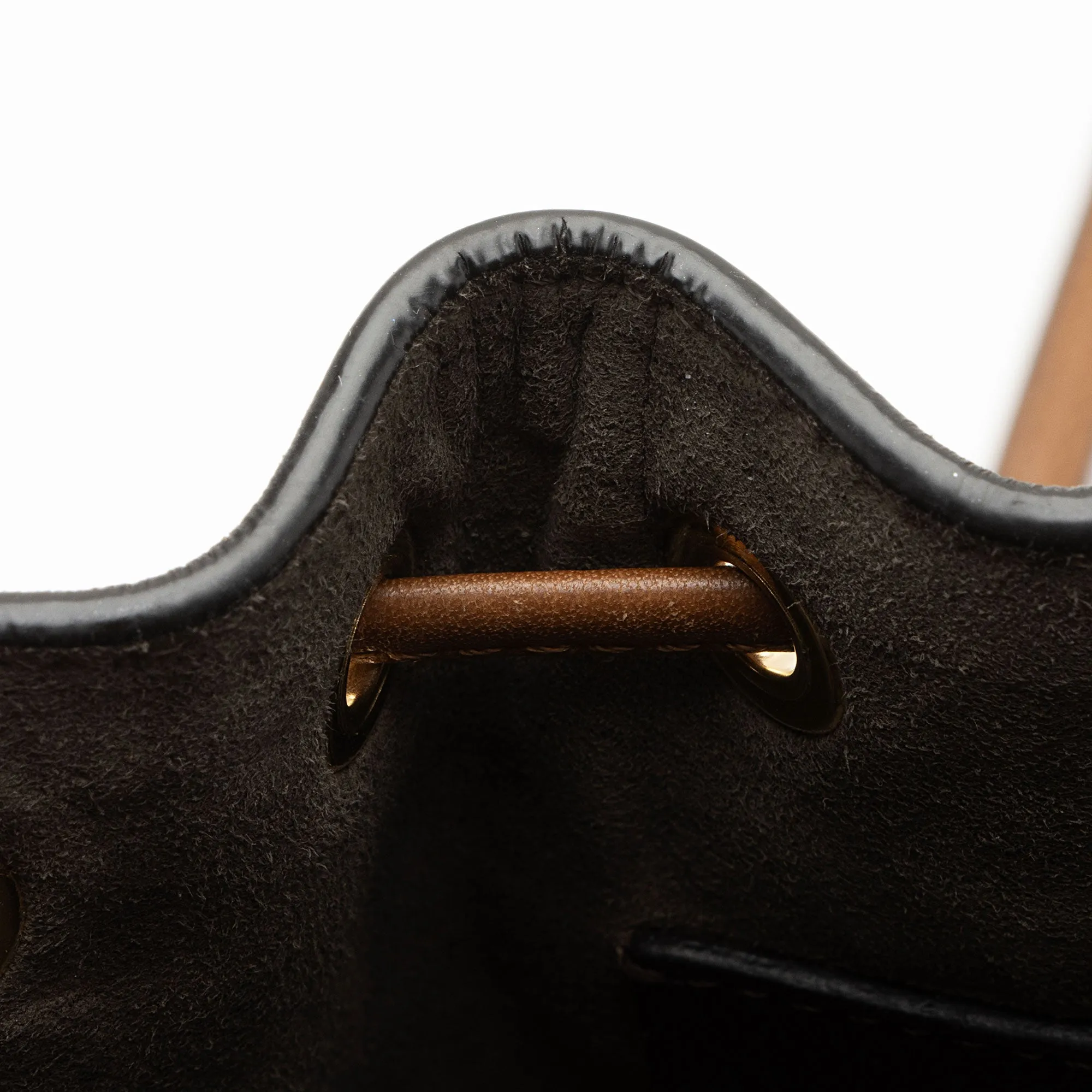 Fendi FF Embossed Calfskin Mon Tresor Mini Bucket Bag (SHF-E3Olct)
