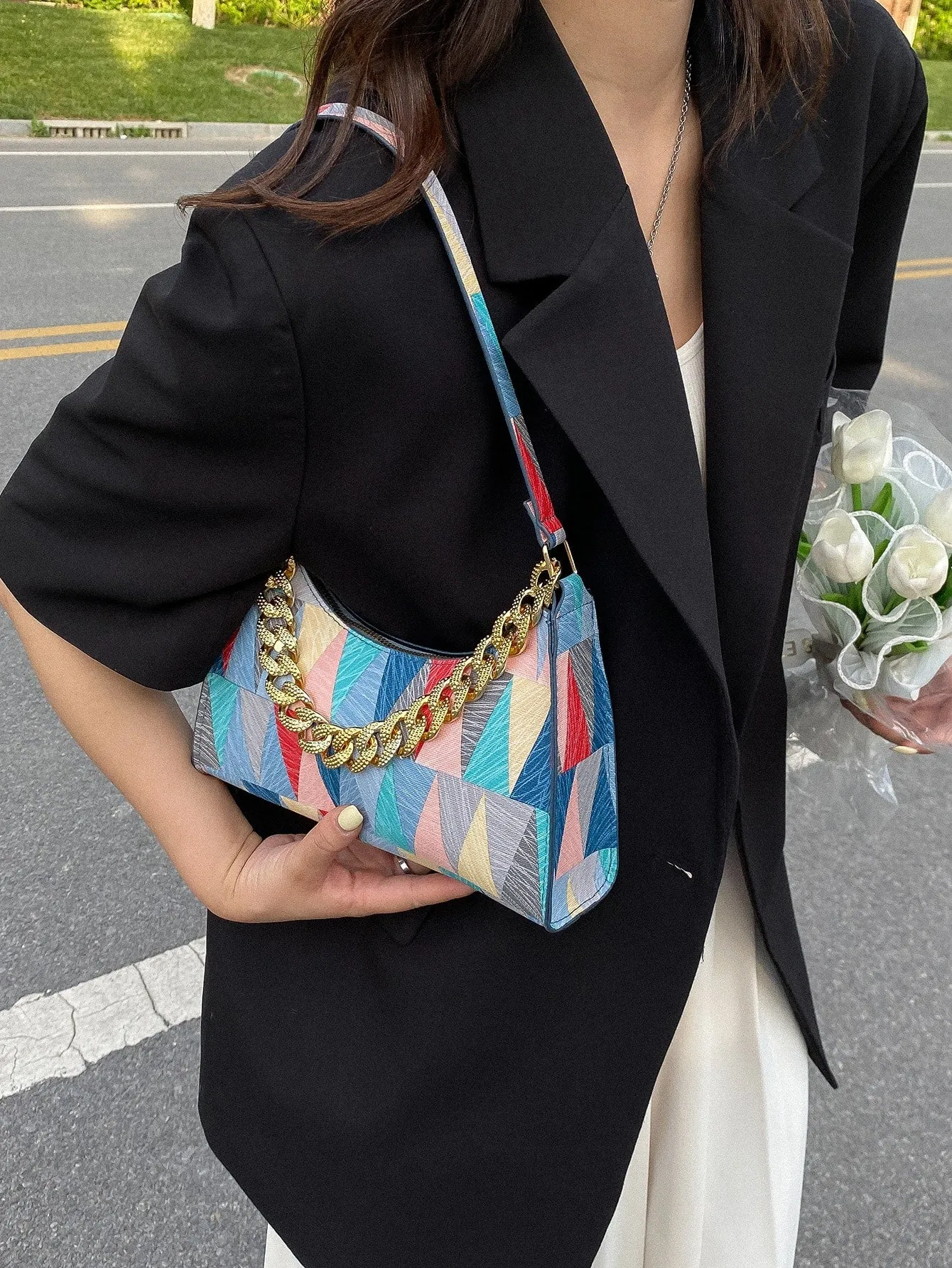 Geometric Pattern Chain Decor Baguette Bag