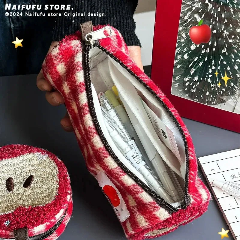 MAYTRENDS  -  Korea Japan apple shape pencil bag, simple and large-capacity student stationery storage  cosmetics storage bag  girl gift