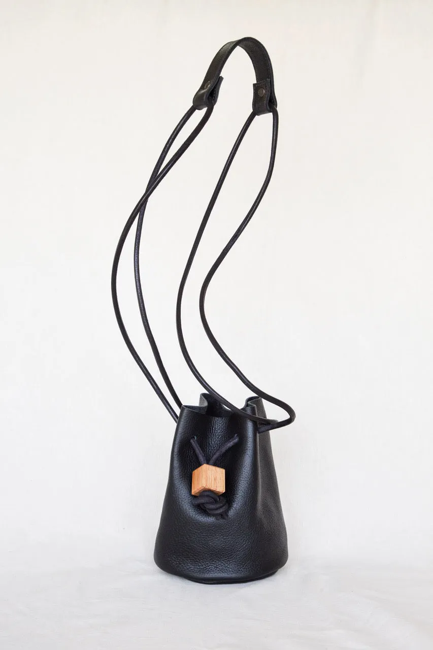 MINI BUCKET Black