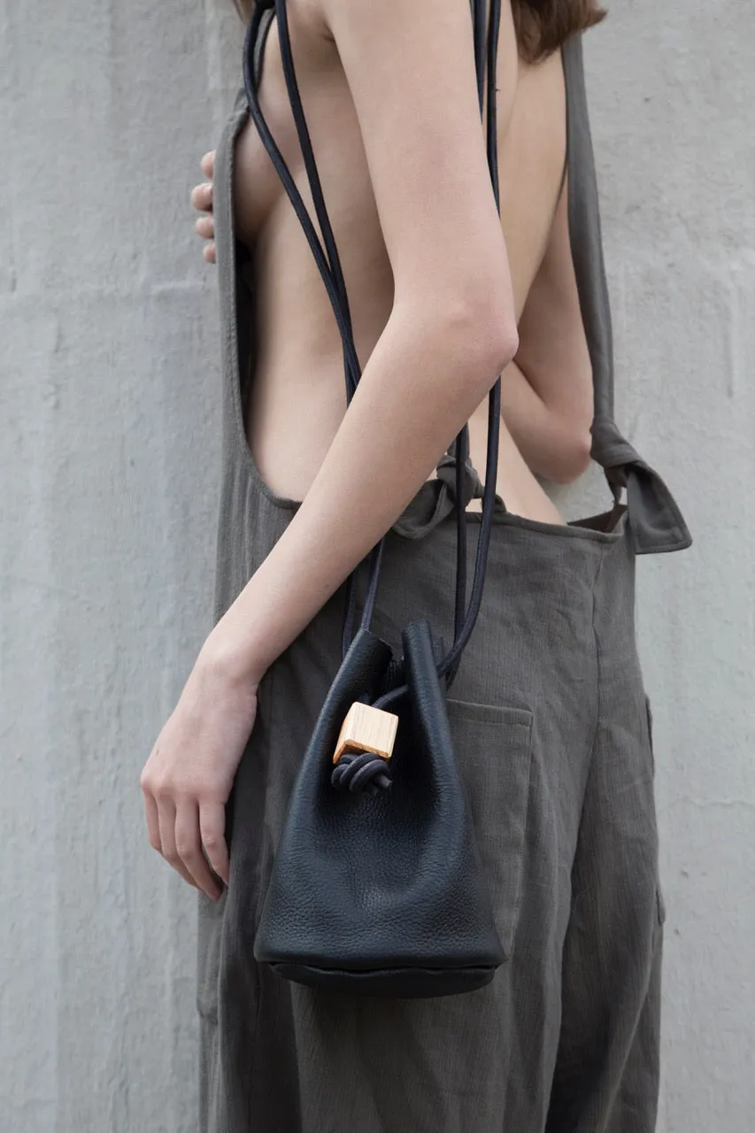 MINI BUCKET Black