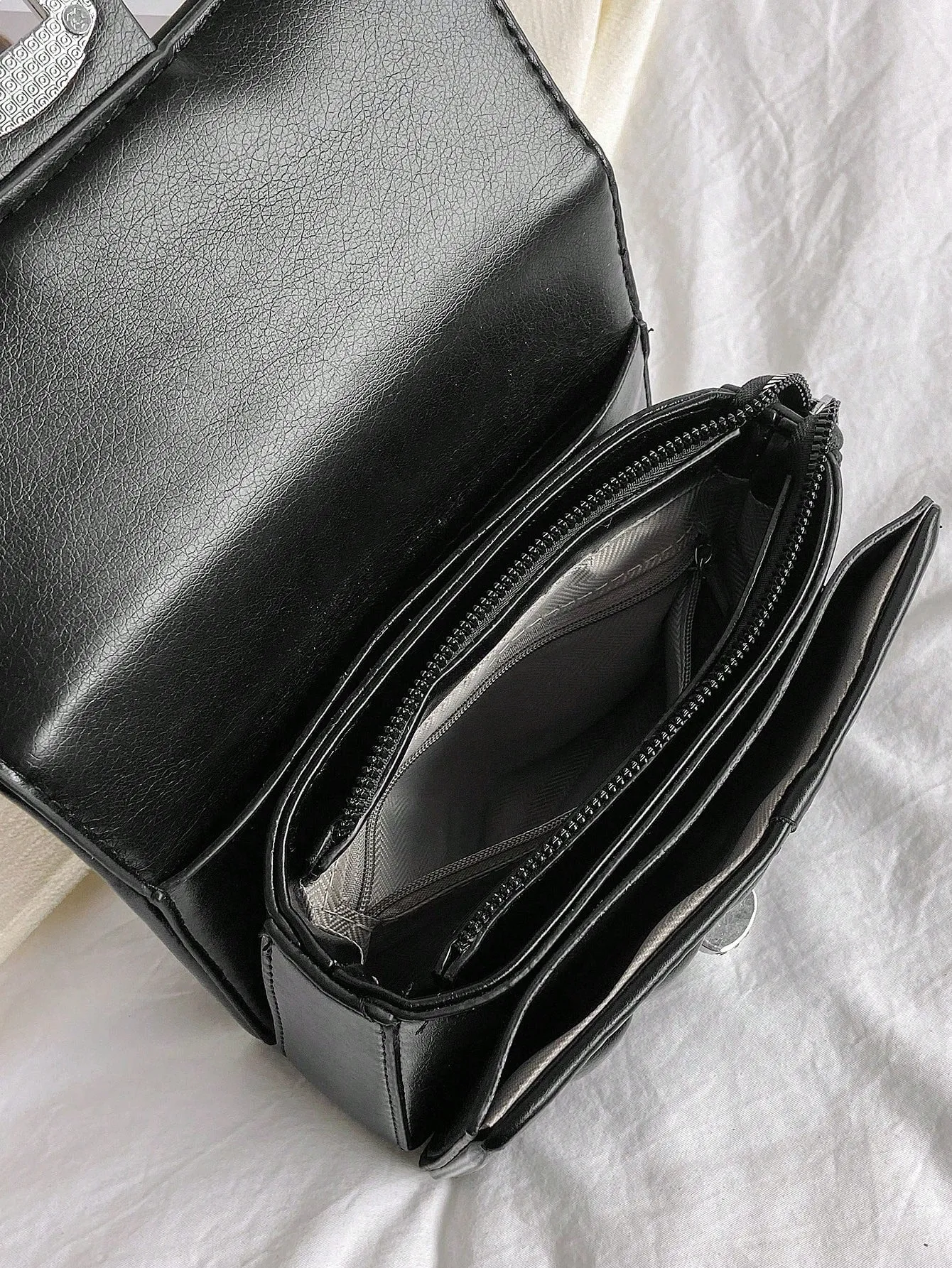 Mini Quilted Pattern Chain Square Bag