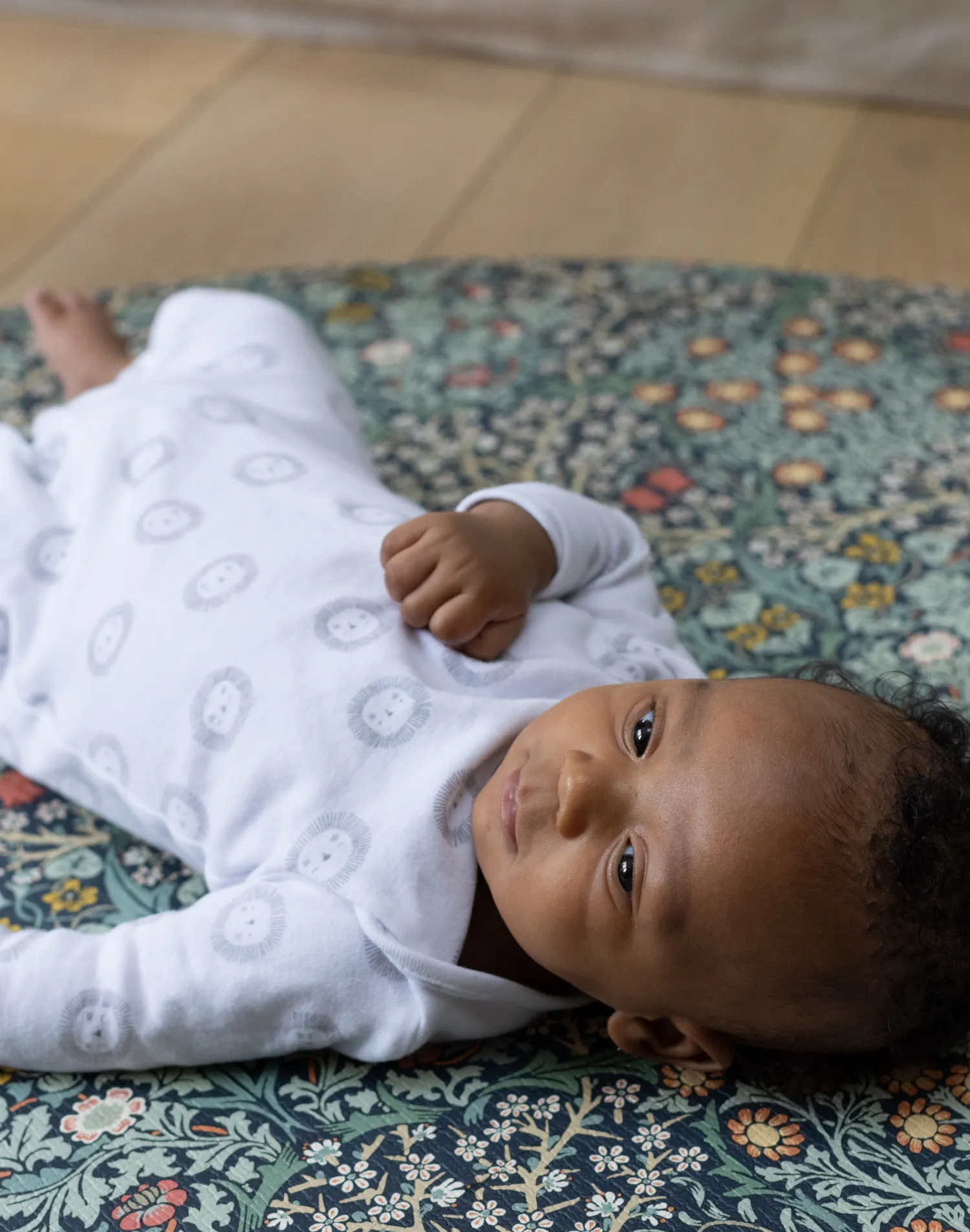 Morris & Co. The Blackthorn Playmat