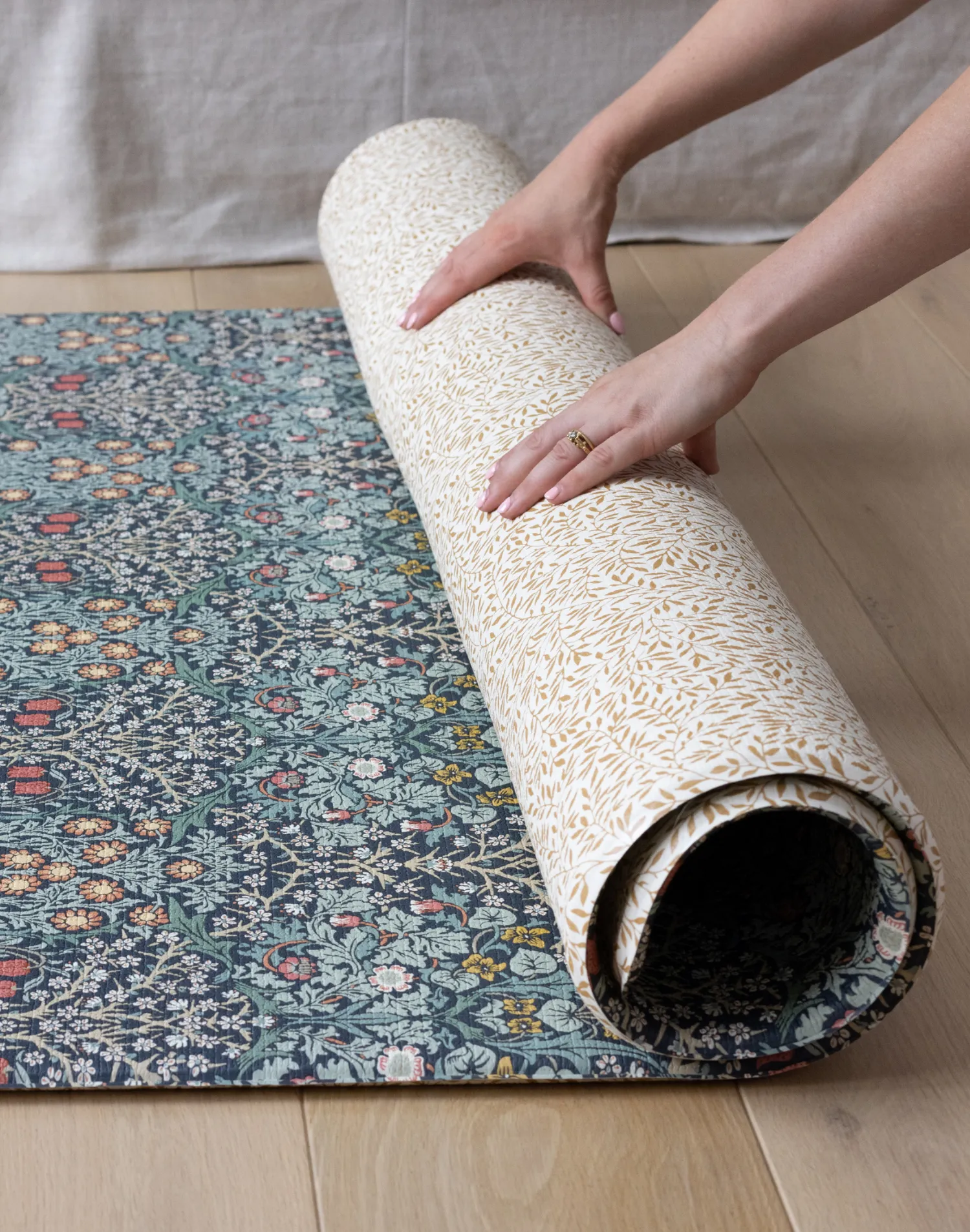 Morris & Co. The Blackthorn Playmat