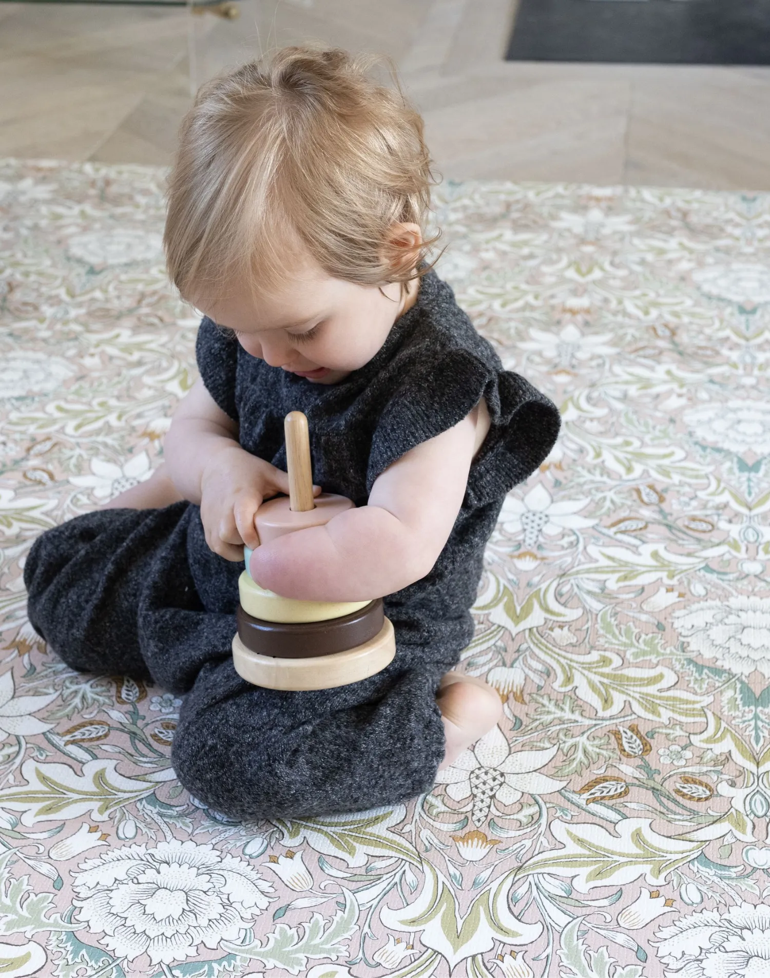 Morris & Co. The Severn Playmat
