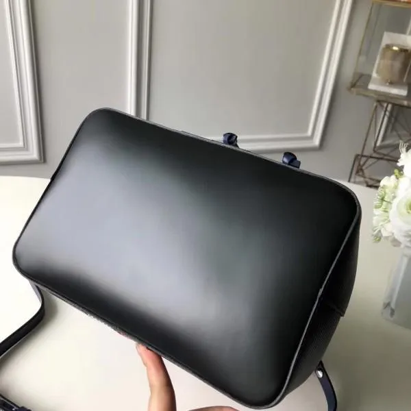 Néonoé Bucket M52161 Noir Epi Leather 2018