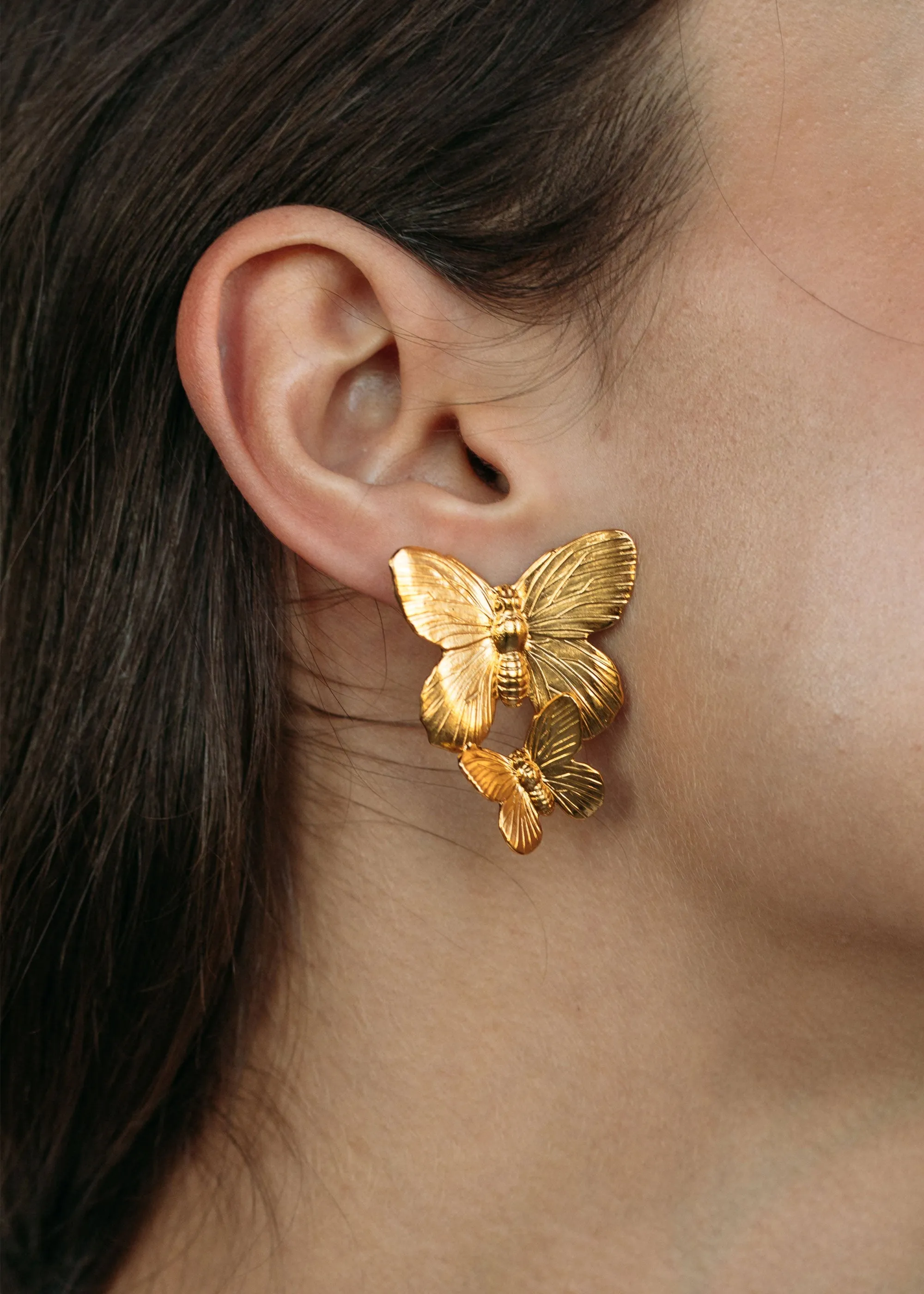 Peri Earrings -- Gold