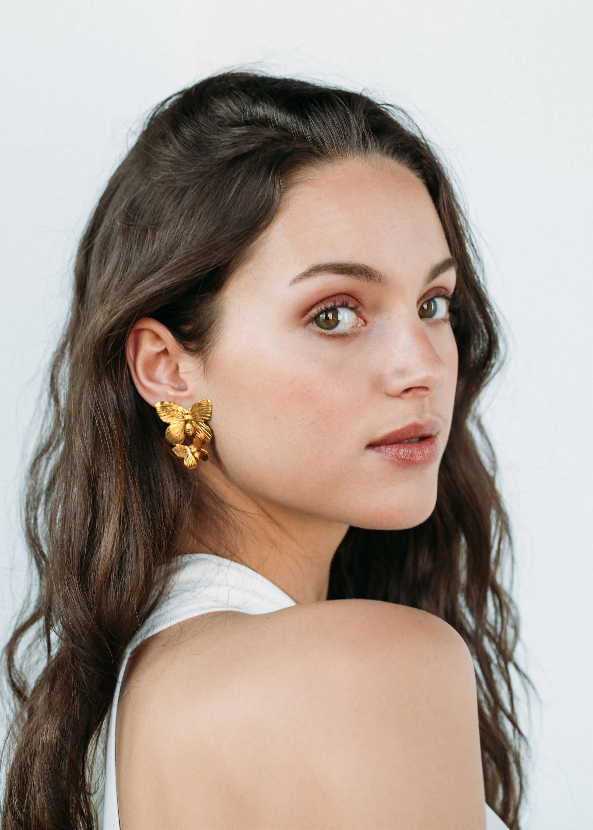 Peri Earrings -- Gold