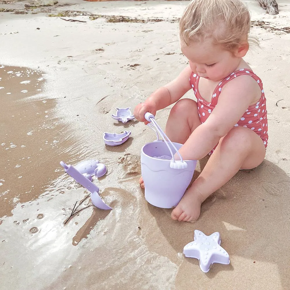 Playground by Living Textiles | Silicone 8pc Bucket & Spade Set