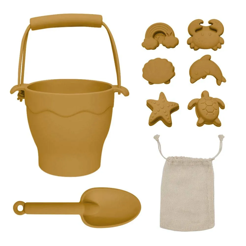 Playground by Living Textiles | Silicone 8pc Bucket & Spade Set