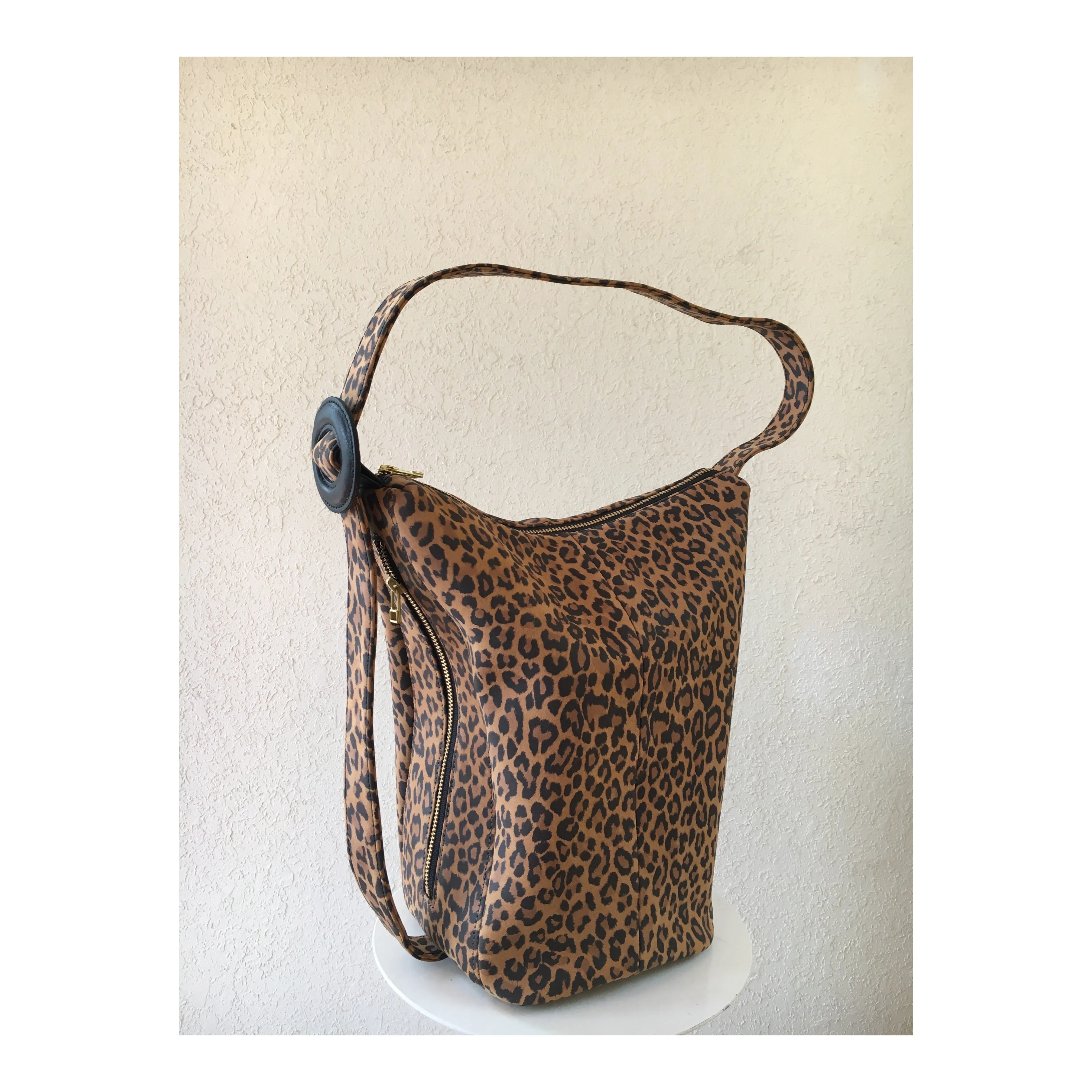 Shoulder Bucket / Sling Bag in Leopard