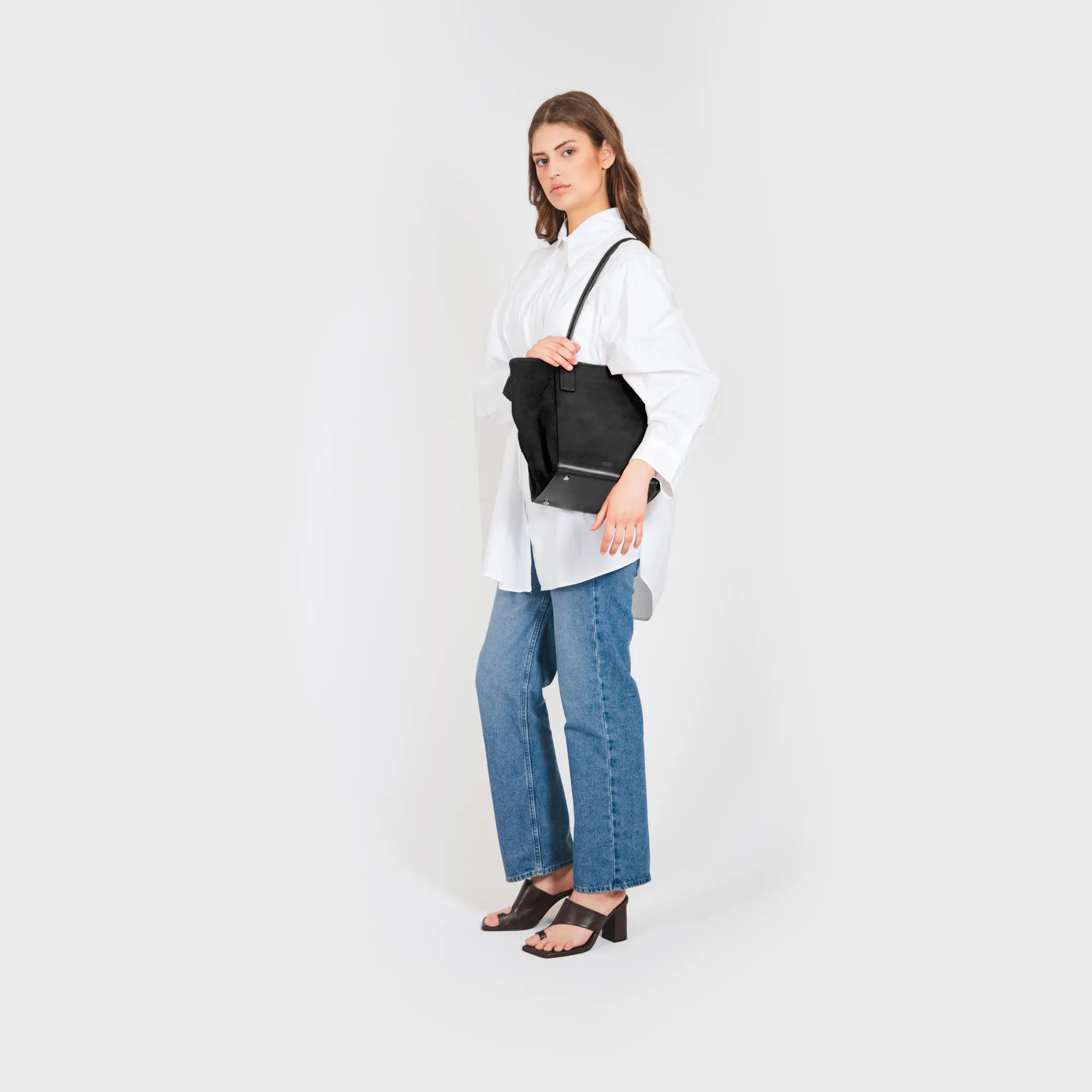 stillSaluto Shoulder Bag - Black