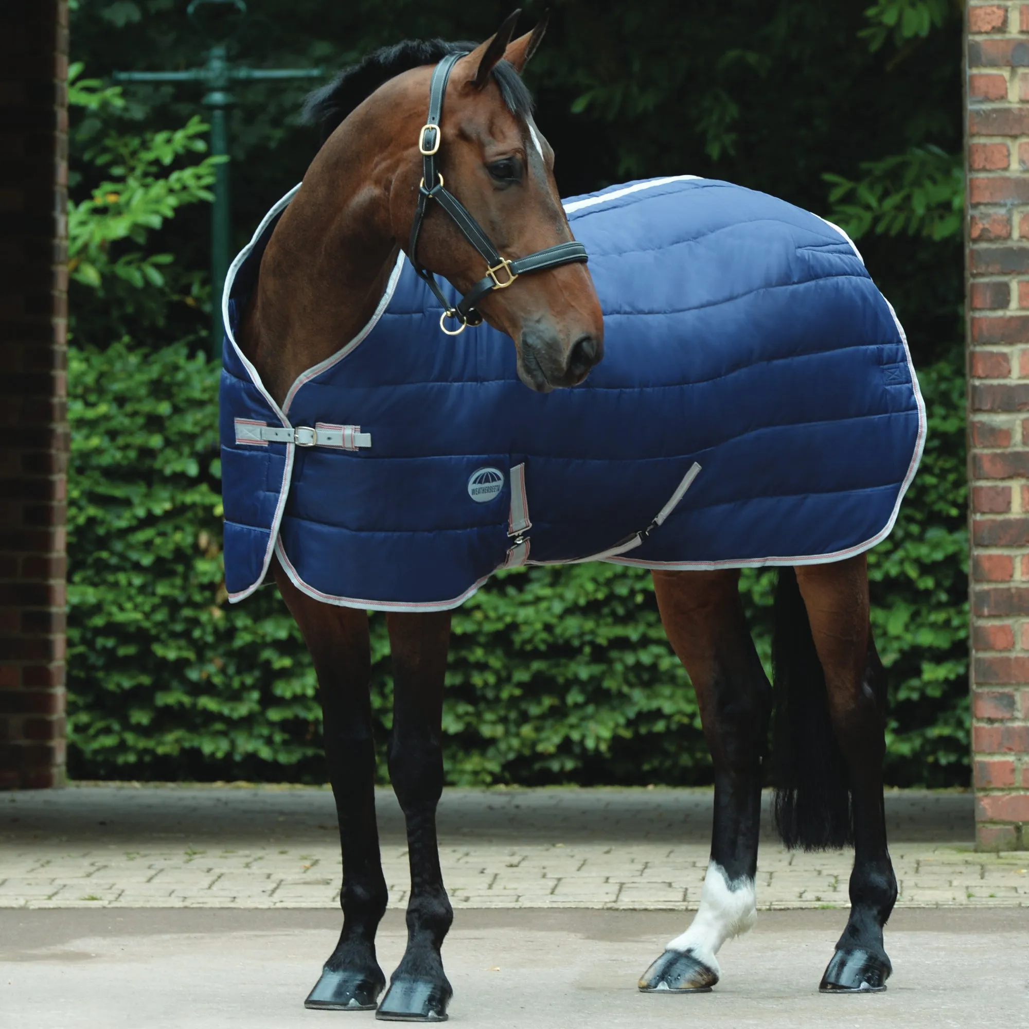 Weatherbeeta Comfitec 210D Channel Quilt 110g Lite Standard Stable Rug